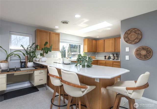 4258 N Whitman Ave, Seattle, WA 98103