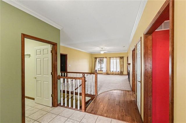 2448 SW Golf View Court, Topeka, KS 66614