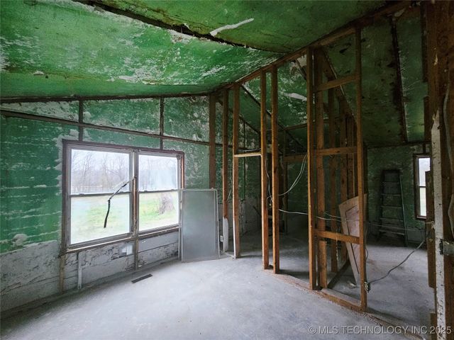 16254 E 410 Road, Claremore, OK 74017