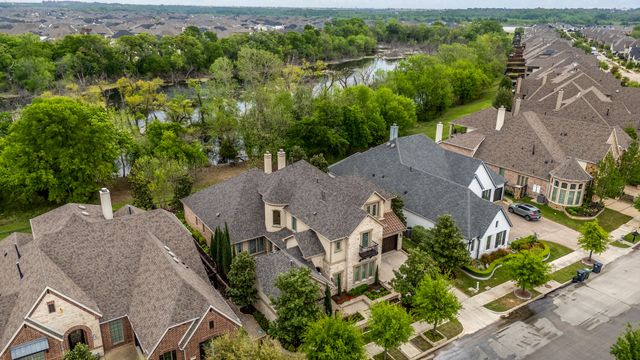 1245 Blue Lake Boulevard, Arlington, TX 76005