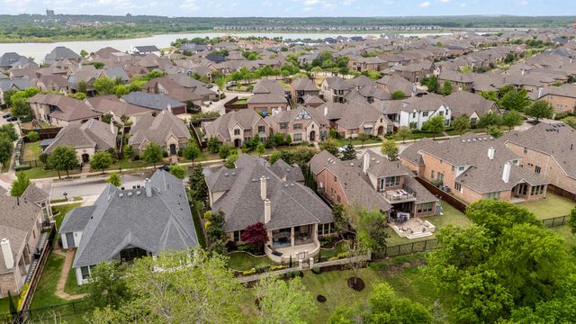 1245 Blue Lake Boulevard, Arlington, TX 76005