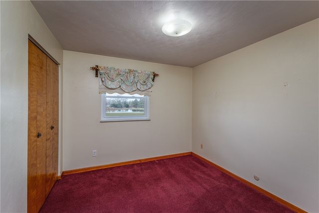 5194 Heckathorn Road, Brookville, OH 45309