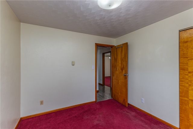 5194 Heckathorn Road, Brookville, OH 45309