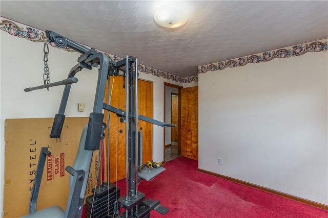 5194 Heckathorn Road, Brookville, OH 45309