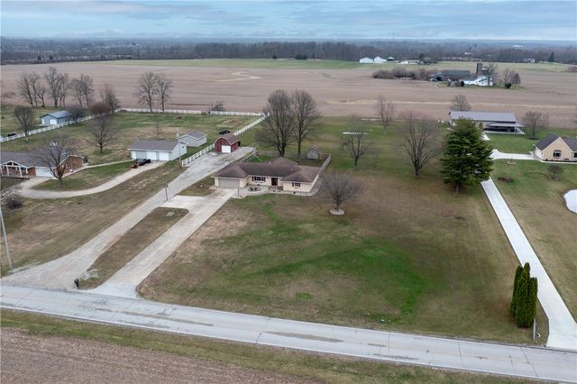 5194 Heckathorn Road, Brookville, OH 45309