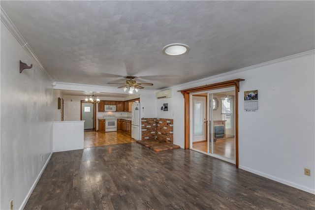 5194 Heckathorn Road, Brookville, OH 45309