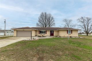 5194 Heckathorn Road, Brookville, OH 45309
