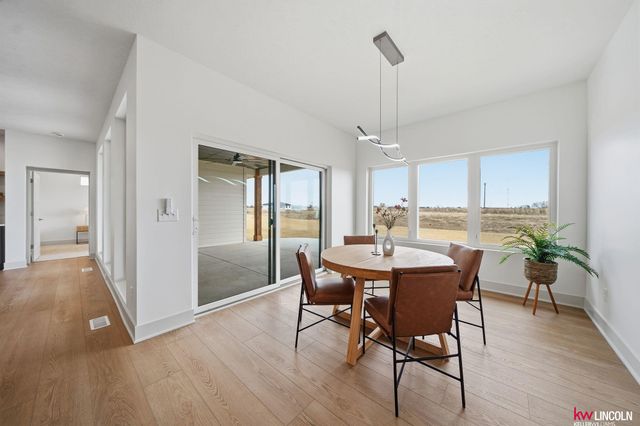 9428 S 87th Street, Lincoln, NE 68526