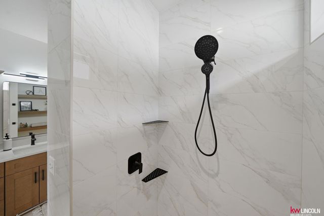 9428 S 87th Street, Lincoln, NE 68526