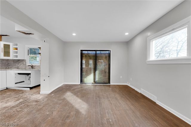 1077 E 169th Street, Cleveland, OH 44110