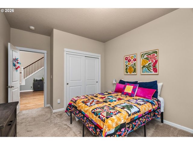 13537 Sw ASH Ave, Portland, OR 97223