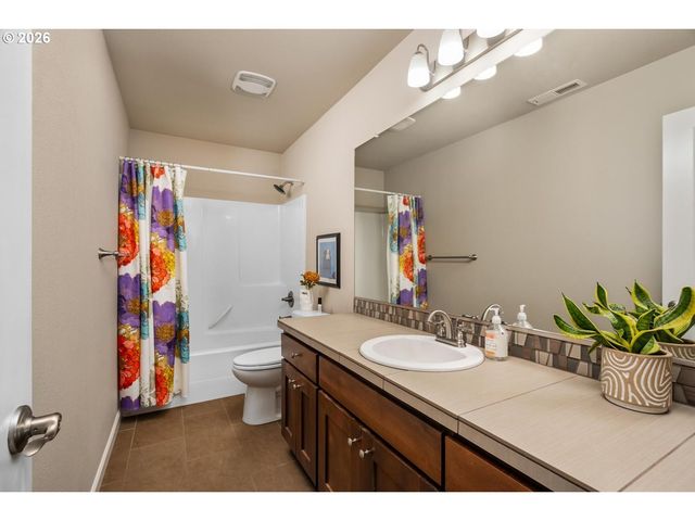 13537 Sw ASH Ave, Portland, OR 97223