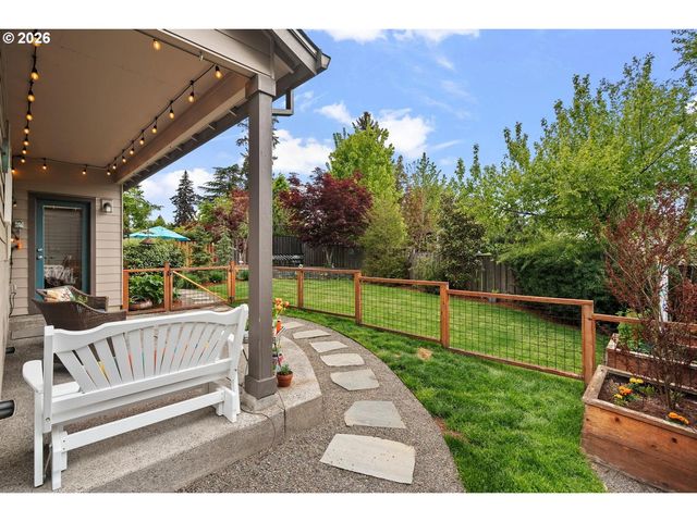 13537 Sw ASH Ave, Portland, OR 97223