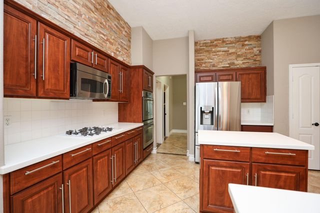 17510 Forest Vine Court, Tomball, TX 77377