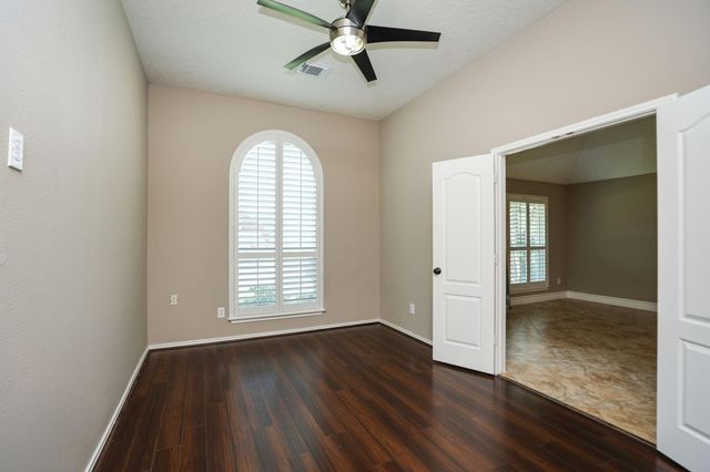 17510 Forest Vine Court, Tomball, TX 77377