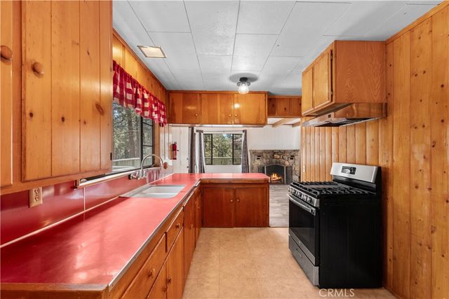 1100 Partridge, Wrightwood, CA 92397