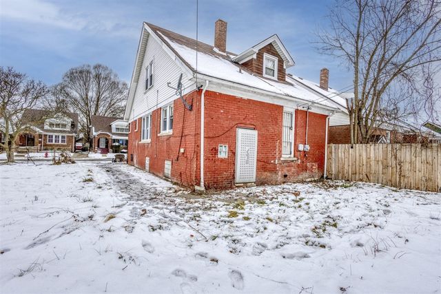 19572 Alcoy Avenue, Detroit, MI 48205