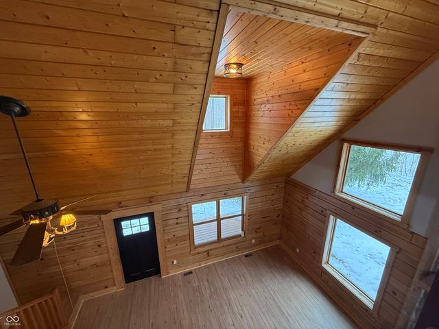 9840 N Henley Road, Marshall, IN 47859