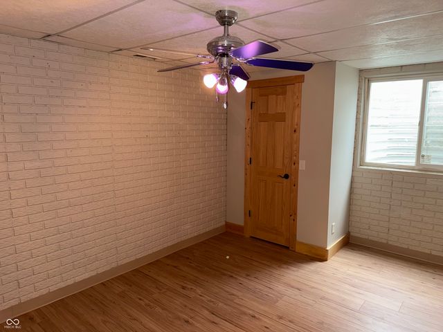 9840 N Henley Road, Marshall, IN 47859