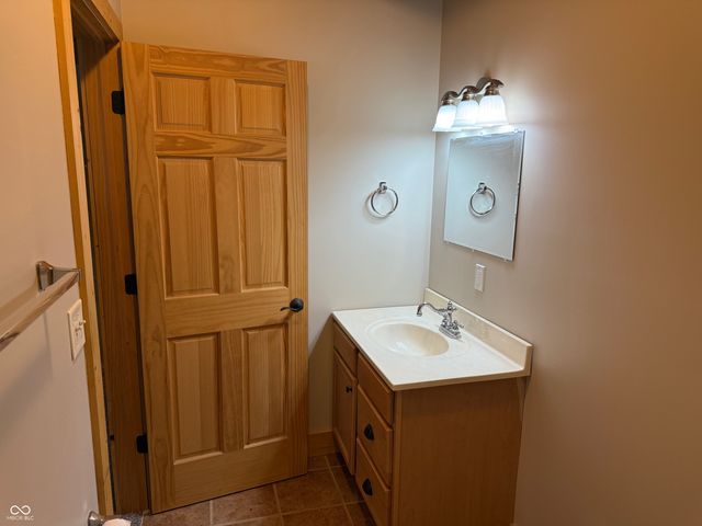 9840 N Henley Road, Marshall, IN 47859