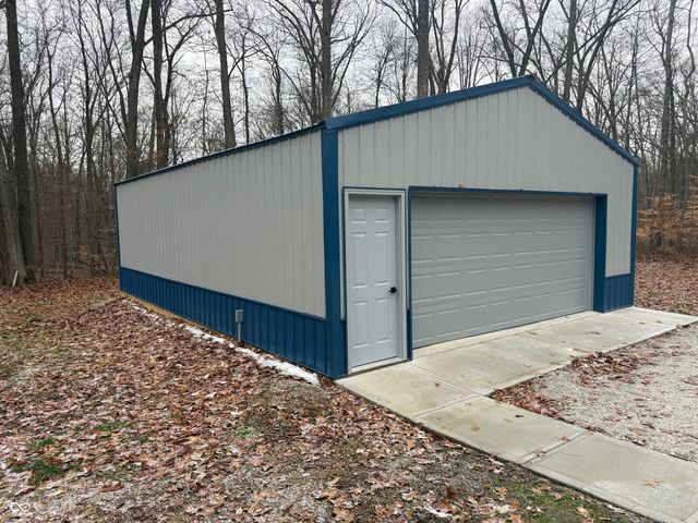 9840 N Henley Road, Marshall, IN 47859