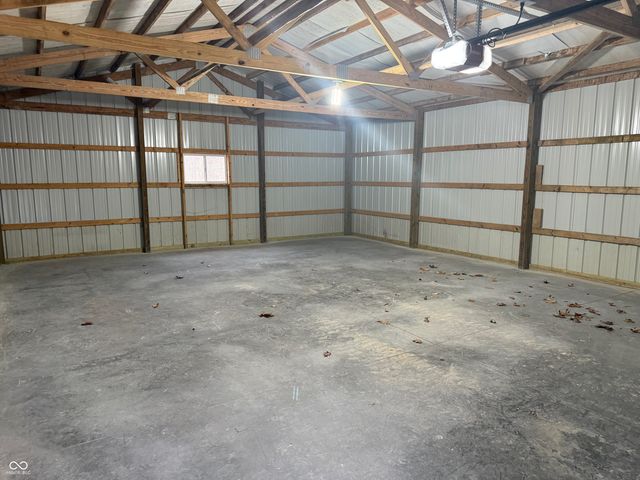 9840 N Henley Road, Marshall, IN 47859