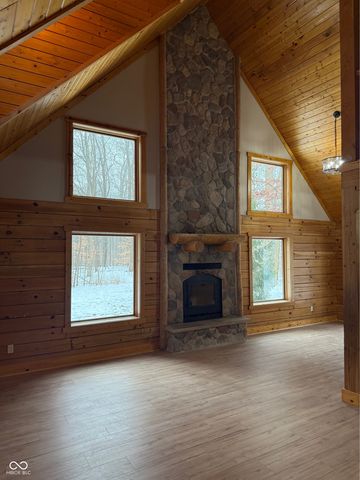 9840 N Henley Road, Marshall, IN 47859