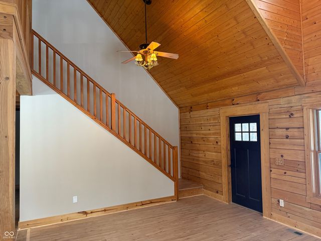 9840 N Henley Road, Marshall, IN 47859