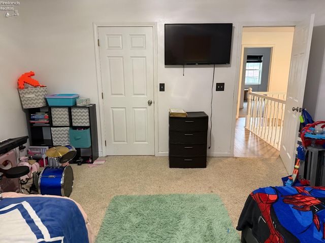 1485 Autumnwoods Drive, Fremont, OH 43420