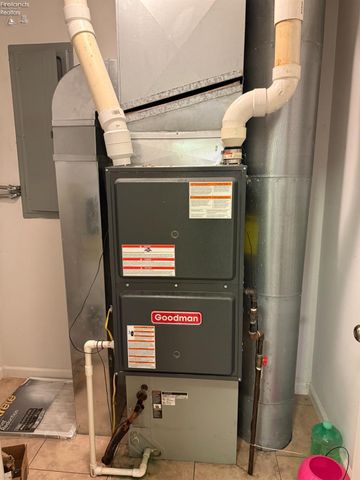 1485 Autumnwoods Drive, Fremont, OH 43420