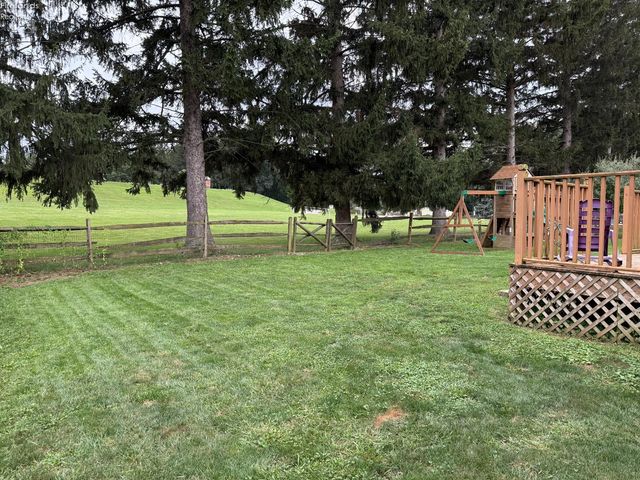 1485 Autumnwoods Drive, Fremont, OH 43420