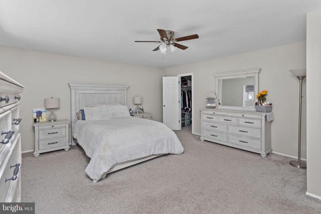 7 FAIRFAX CT, Bordentown, NJ 08505