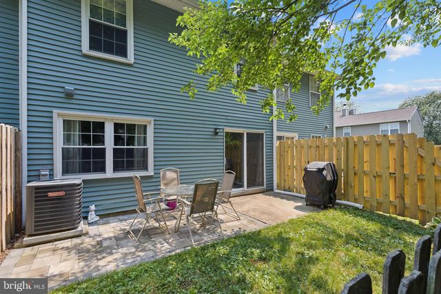 7 FAIRFAX CT, Bordentown, NJ 08505