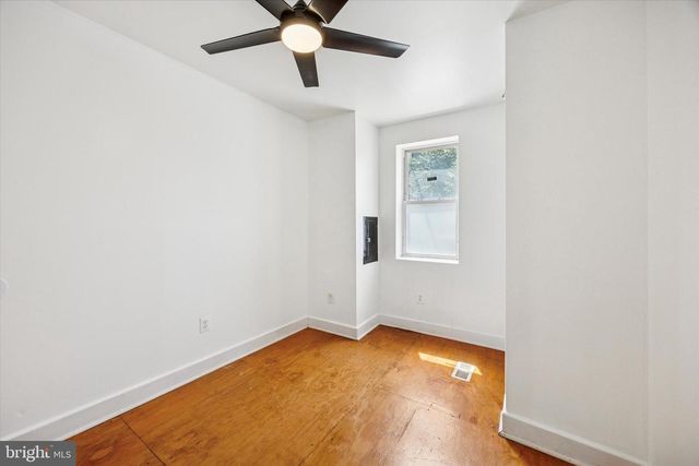 1235 E BERKS ST, Philadelphia, PA 19125