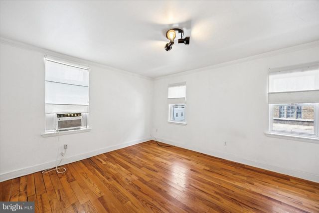 1235 E BERKS ST, Philadelphia, PA 19125