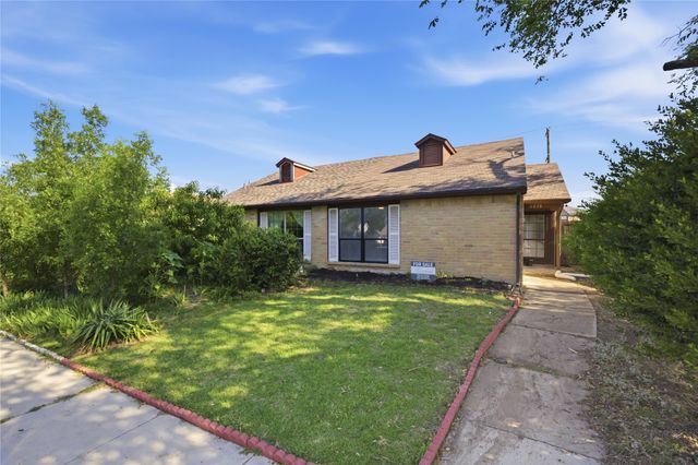 6038 Dooley Drive, The Colony, TX 75056