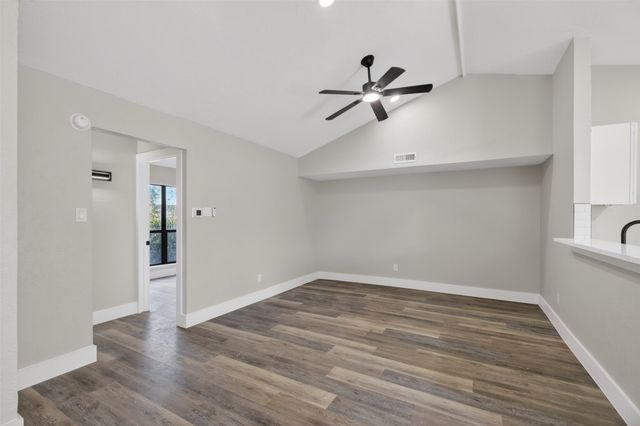 6038 Dooley Drive, The Colony, TX 75056