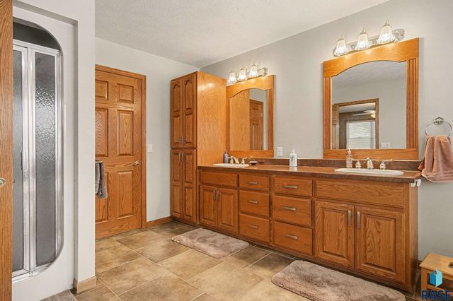 26867 469th Ave Avenue, Sioux Falls, SD 57106