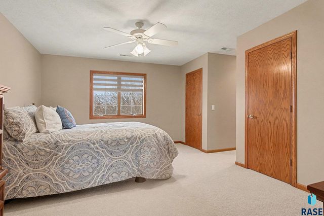 26867 469th Ave Avenue, Sioux Falls, SD 57106