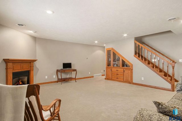 26867 469th Ave Avenue, Sioux Falls, SD 57106