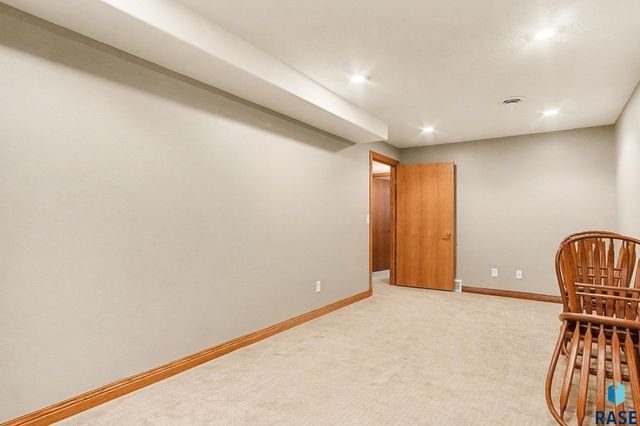 26867 469th Ave Avenue, Sioux Falls, SD 57106