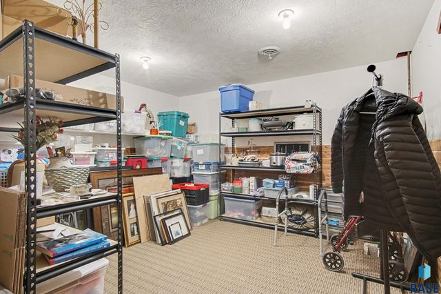 26867 469th Ave Avenue, Sioux Falls, SD 57106