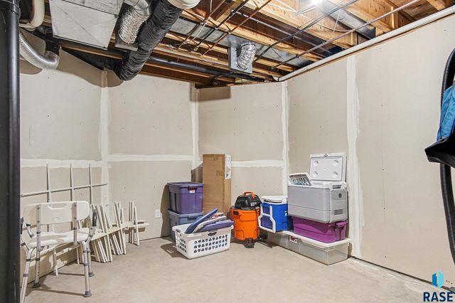 26867 469th Ave Avenue, Sioux Falls, SD 57106