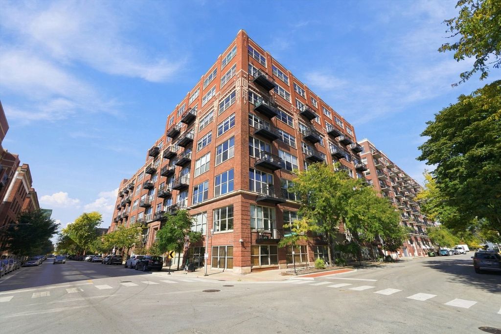 1500 W Monroe Street 525, Chicago, IL 60607 — exterior