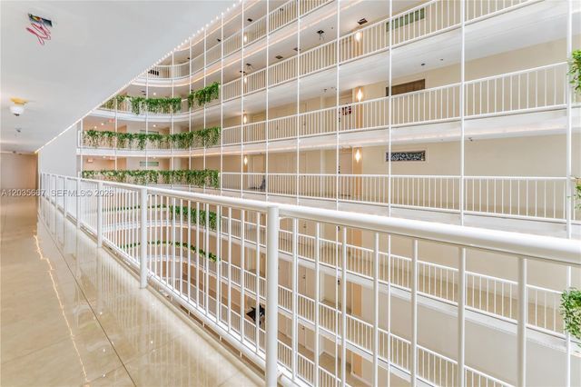 1717 N Bayshore Dr A-1650, Miami, FL 33132