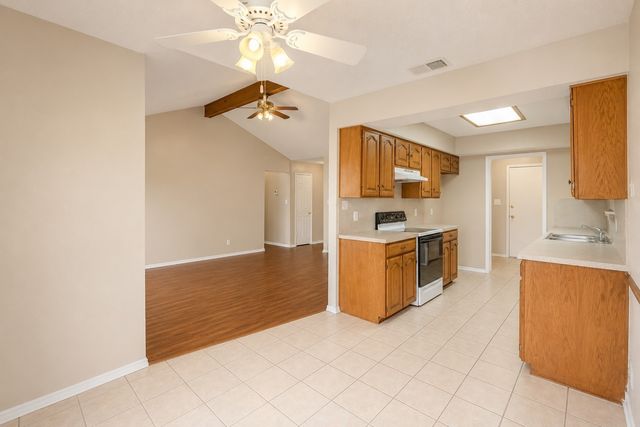 7724 Pebblebrook Drive, Watauga, TX 76148