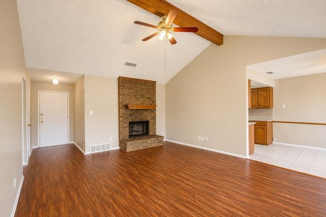 7724 Pebblebrook Drive, Watauga, TX 76148
