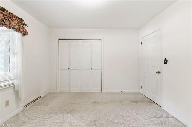 3533 Woodmere Place, Winston-salem, NC 27106