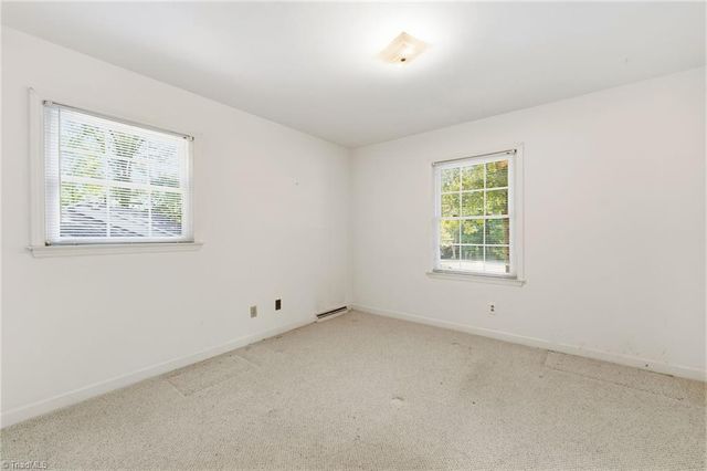3533 Woodmere Place, Winston-salem, NC 27106