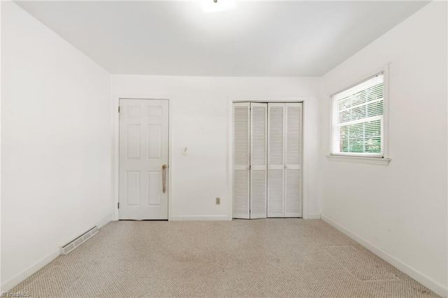 3533 Woodmere Place, Winston-salem, NC 27106